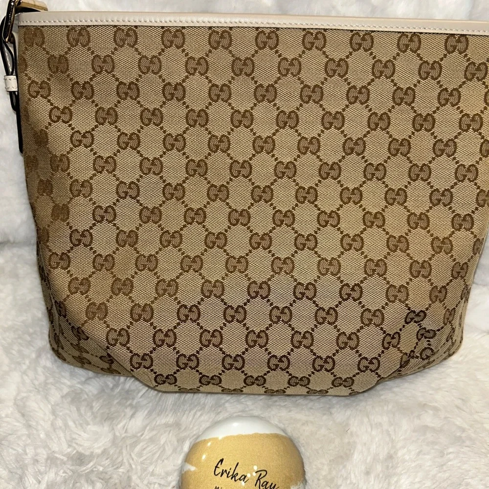 Gucci GG Canvas Crossbody Bag - Picture 6 of 16